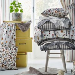 Creative Ways to Store Extra Blankets